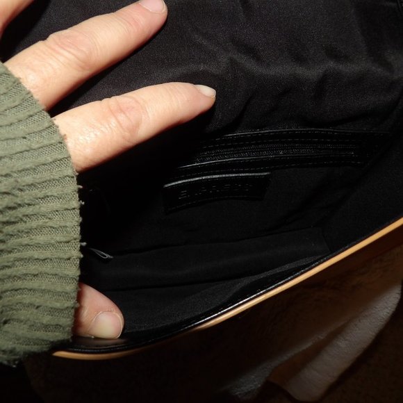 Express Two Toned Shoulder / Crossbody Bag - Picture 8 of 9